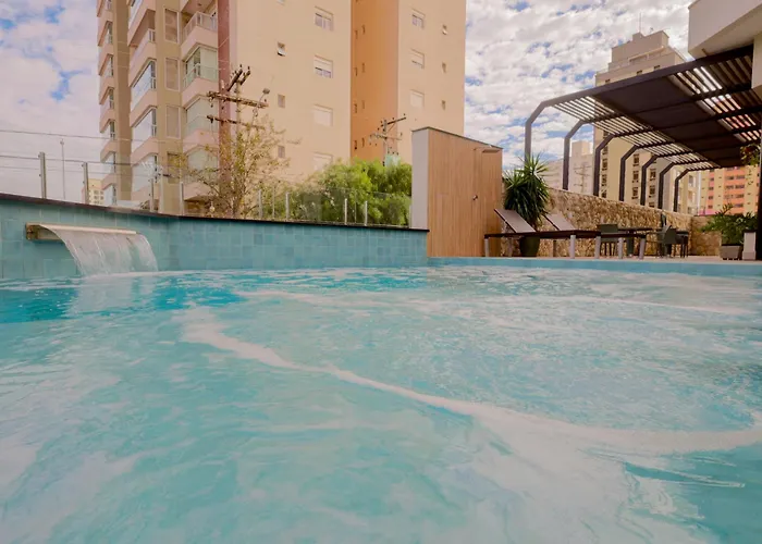 Antonio'S PalaceHotel Em